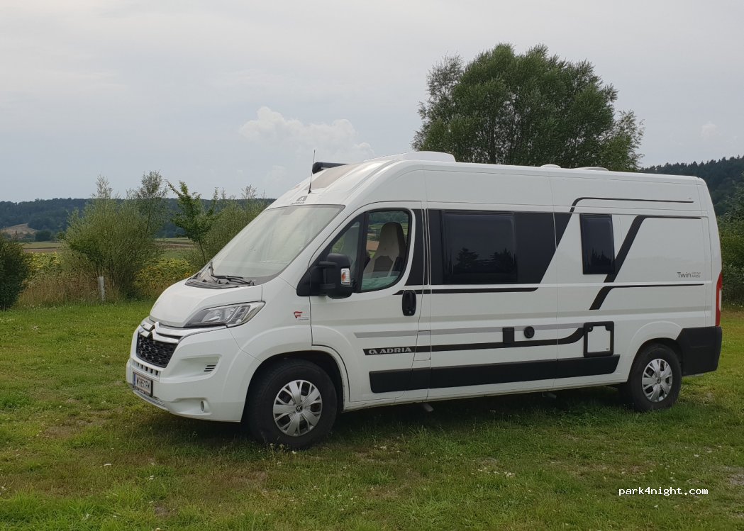 (3473) Muhlback am Manhartsberg - Retzer Straße — foto