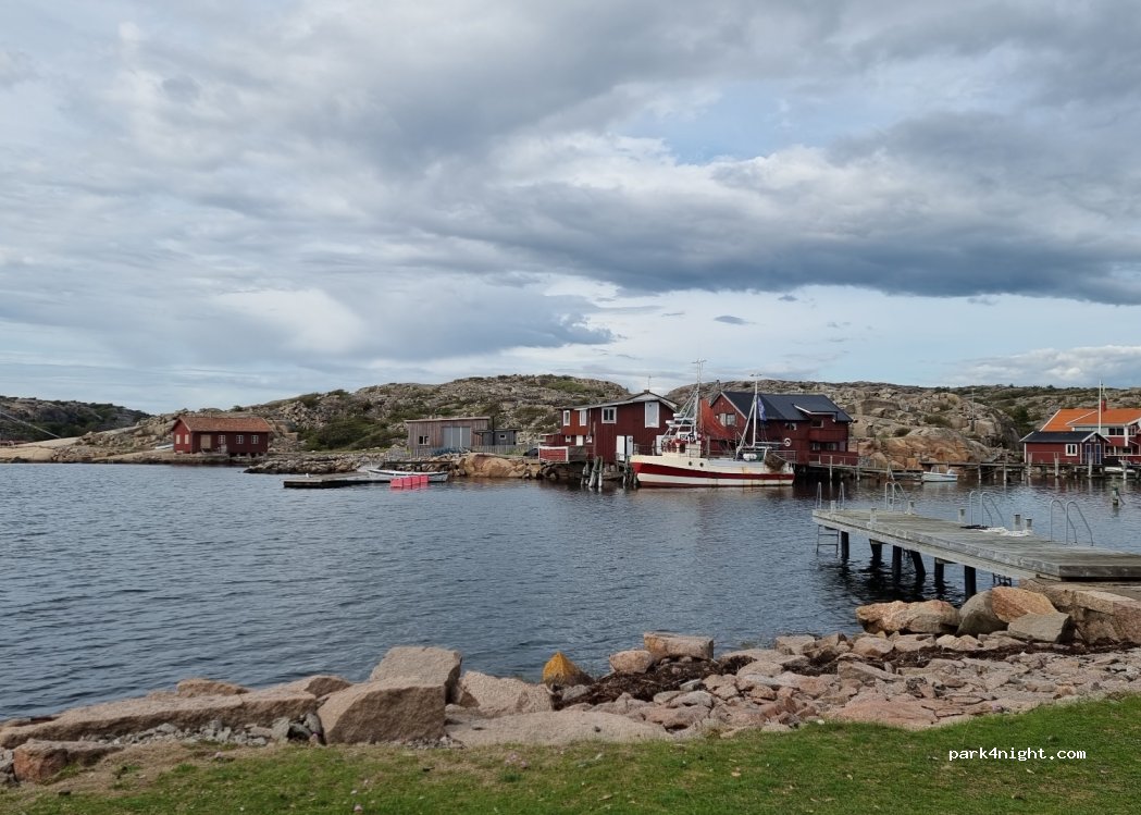 (457 47) Hamburgsund - 25 Havsvägen — foto 3