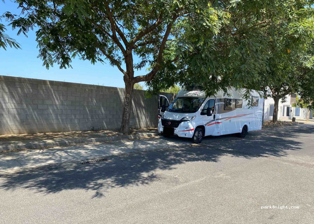 (11540) Sanlúcar de Barrameda - 11 Calle Playa de Zahara — foto