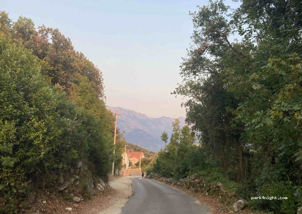 (85323) Bogišići - Unnamed Road — foto