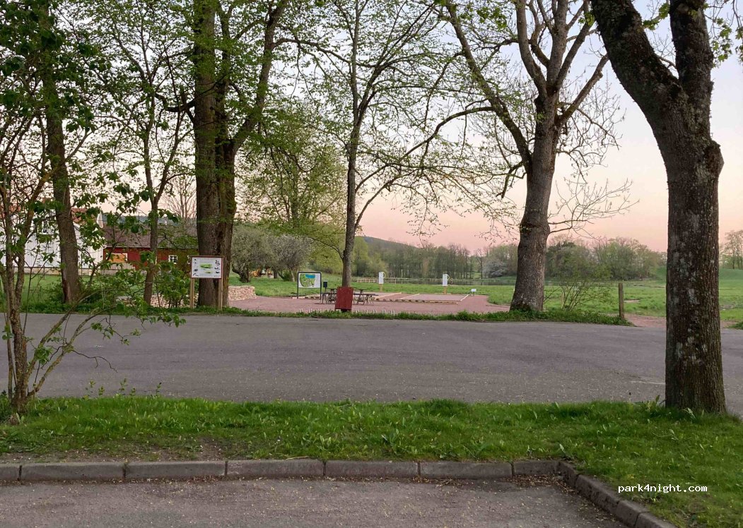 (532 73) Varnhem - Axevallavagen — foto 3