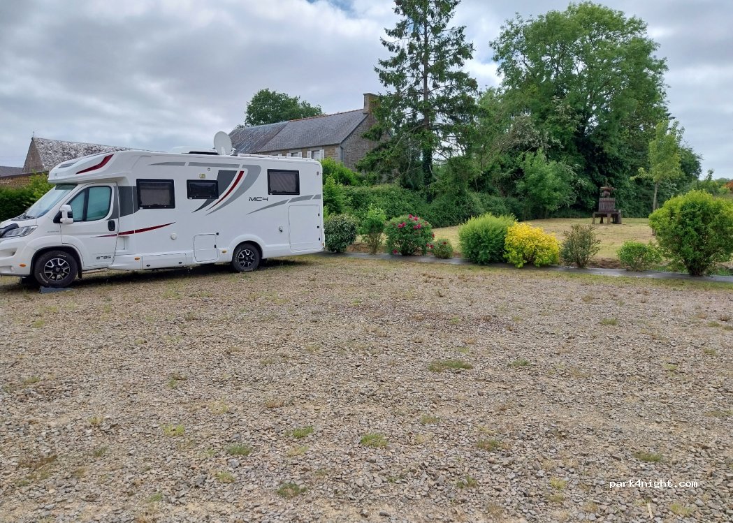 (61100) Athis-Val-de-Rouvre - 3 D20 — foto 5