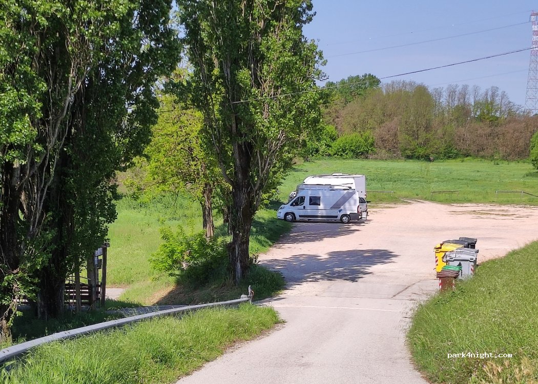 (45030) Giaretta - 4 Piazza Giuseppe Mazzini — foto