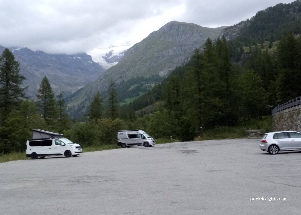 (11020) Gressoney la Trinite - SR43 — foto