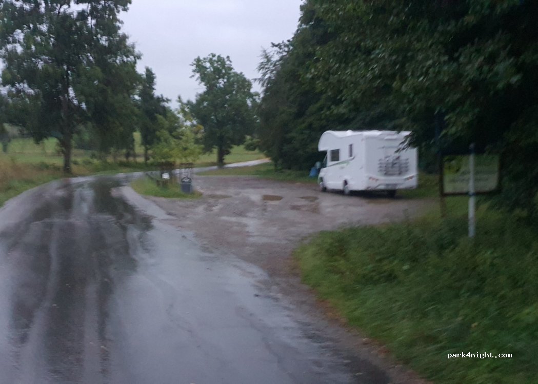 (588 56) Řásná - 11264 — foto