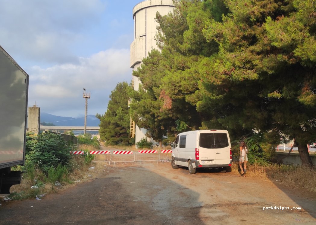 (17047) Vado Ligure - 90 Via Piave — foto 2