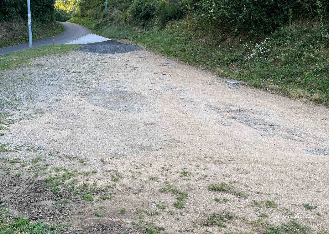 (63530) Volvic - 14 Rue du Calvaire — foto 2