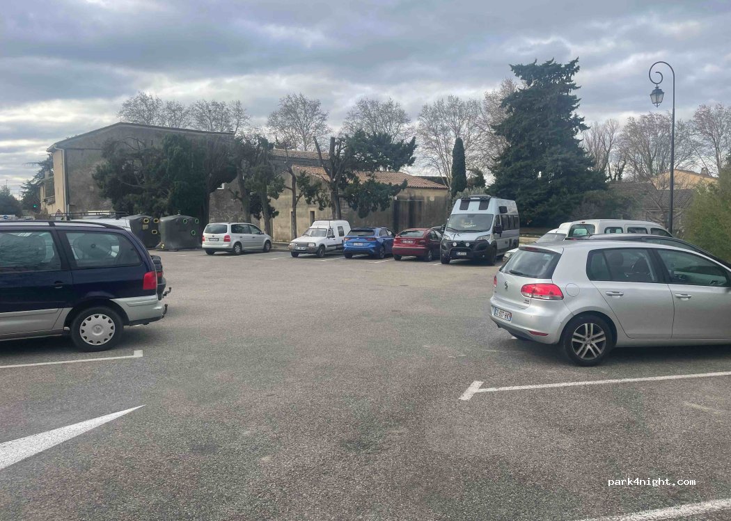 (84550) Mornas - 56 Rue Charles Pascal — foto 4
