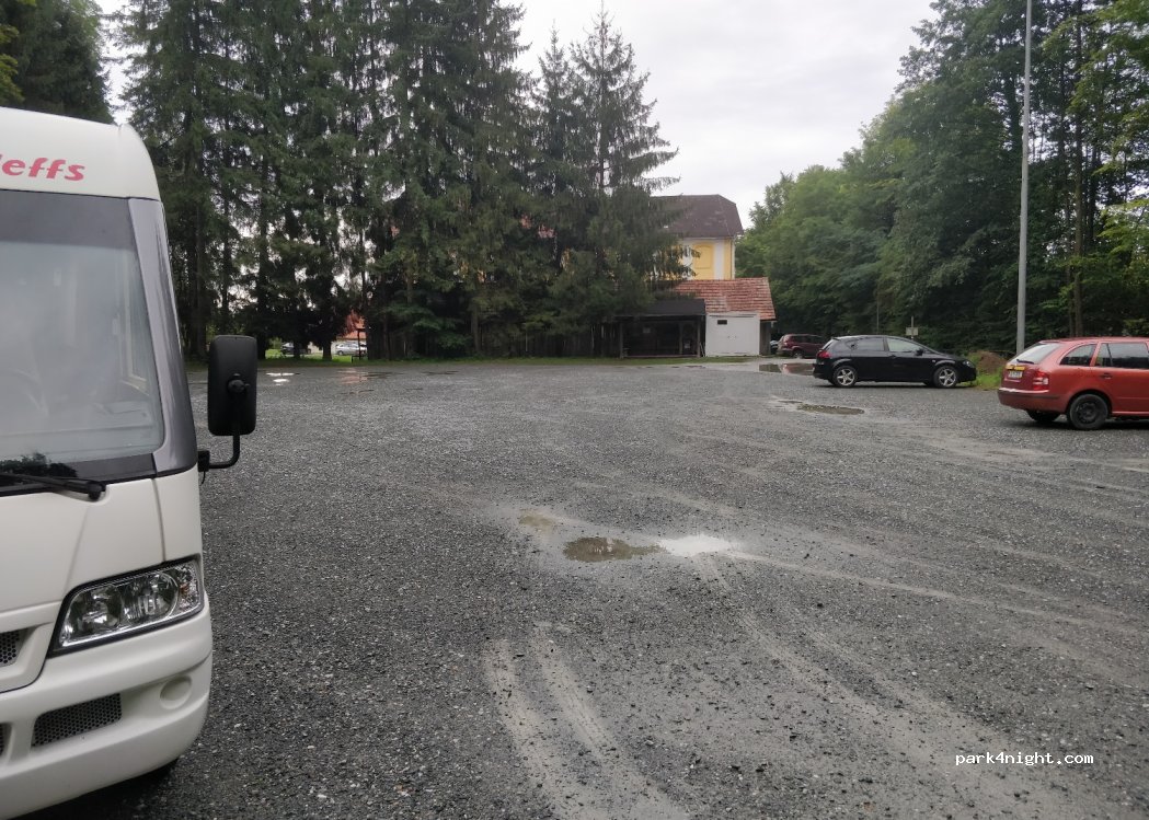 (8530) Deutschlandsberg - 42 Glashüttenstraße — foto