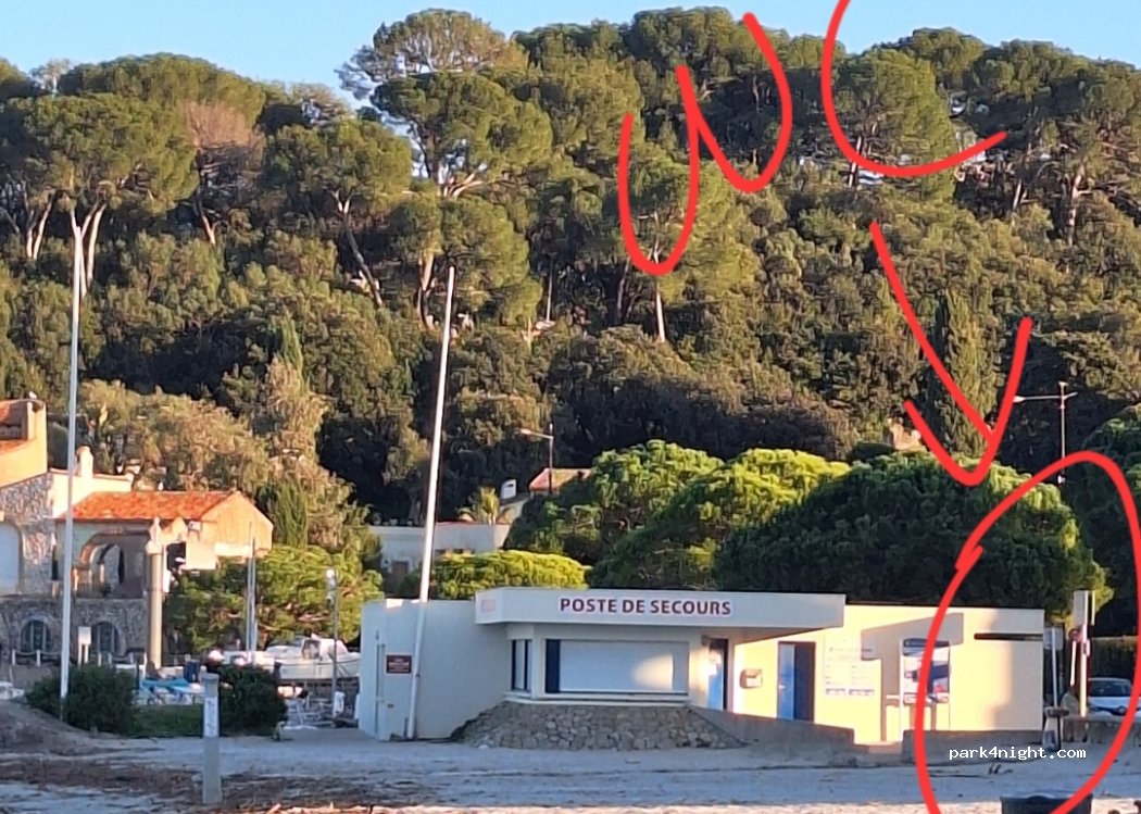 (06160) Antibes - 1 Avenue de la Salis — foto