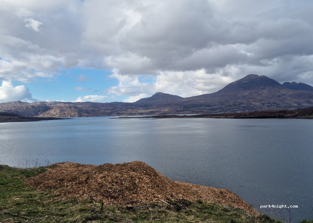 (IV54 8XY) Strathcarron - A896 — foto 3