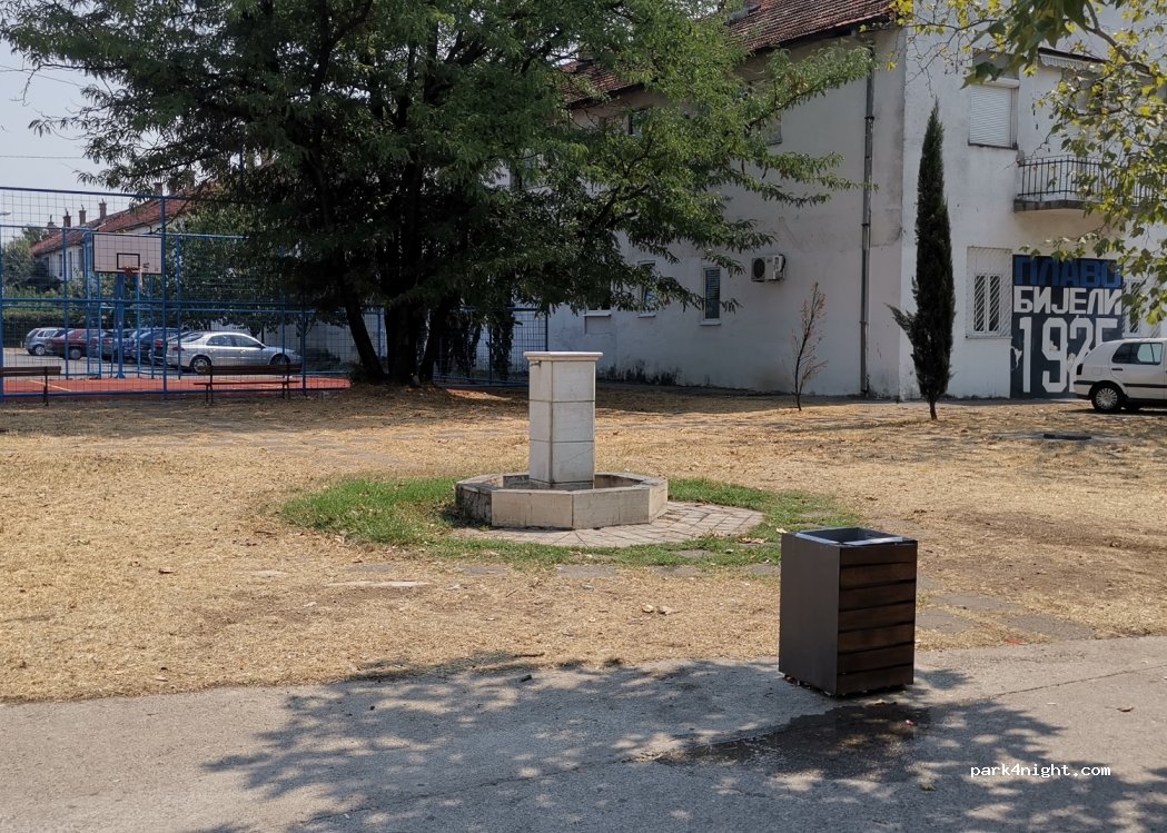(81000) Podgorica - 82 Kralja Nikole — foto