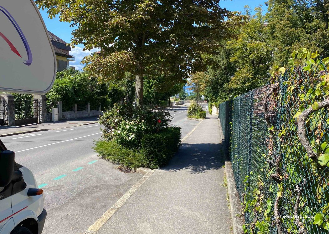 (74200) Thonon-les-Bains - 6 Avenue du Parc — foto