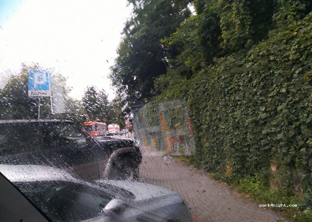 (38-400) Krosno - 25 Podwale — foto