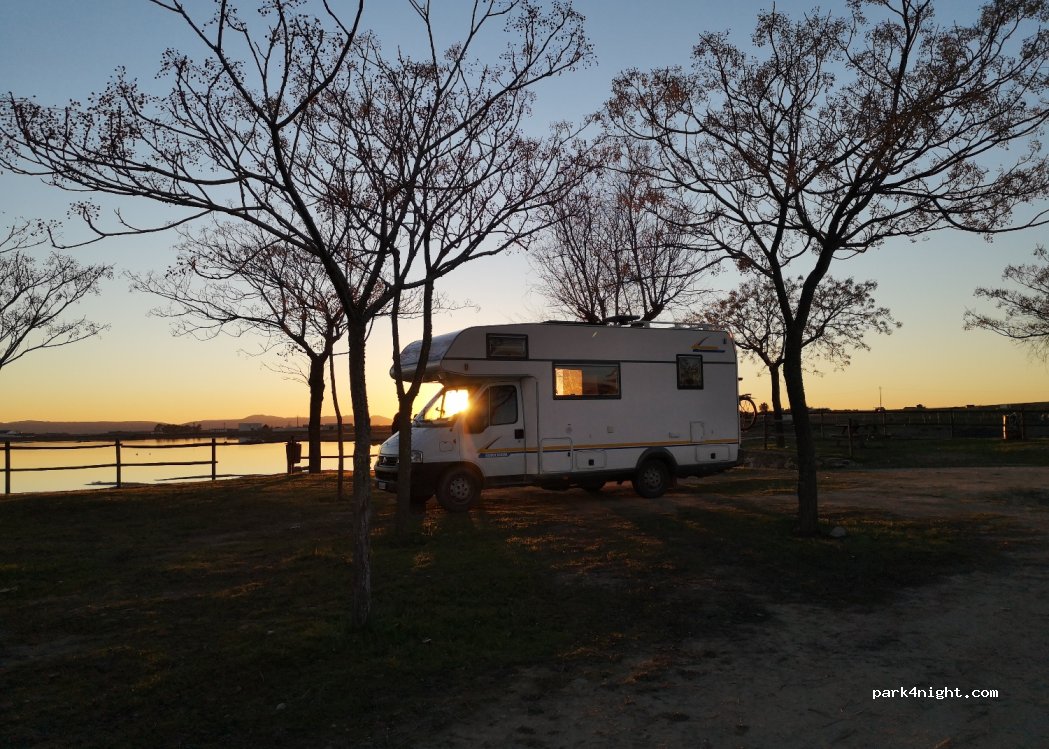 (10900) Arroyo de la Luz - 2 Lugar Valcajadillo — foto 3