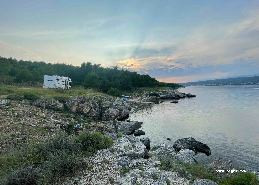 (23242) Podgradina - Unnamed Road — foto 3