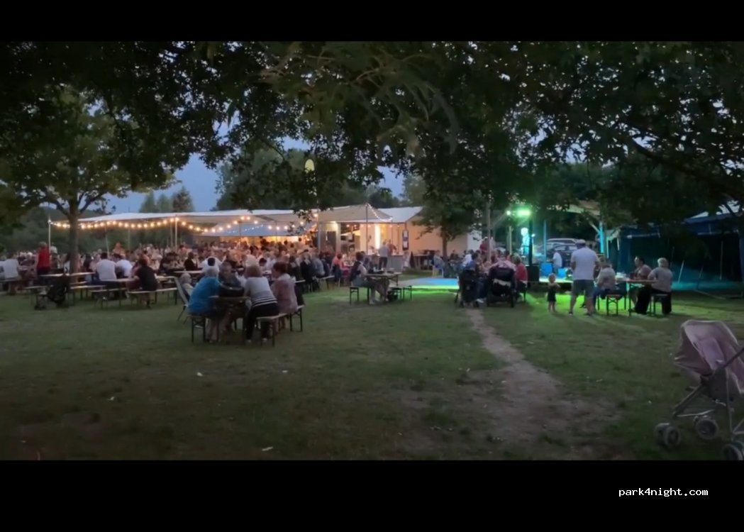 Aire naturelle de camping Autet — foto