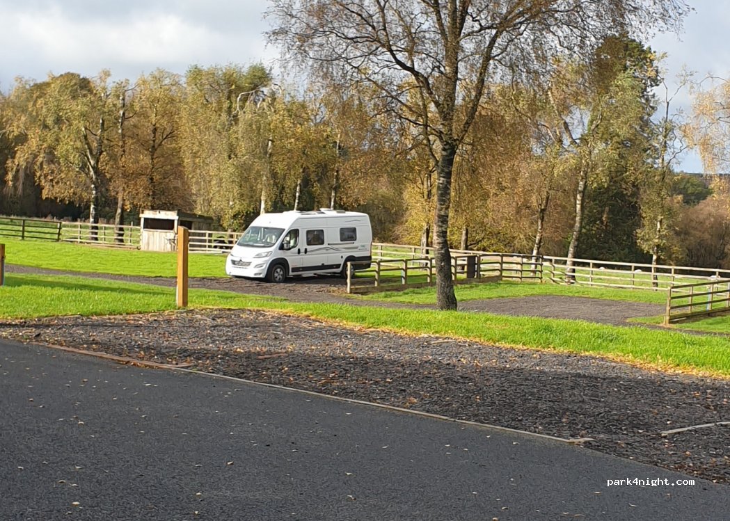 Catrine House Campsite — foto