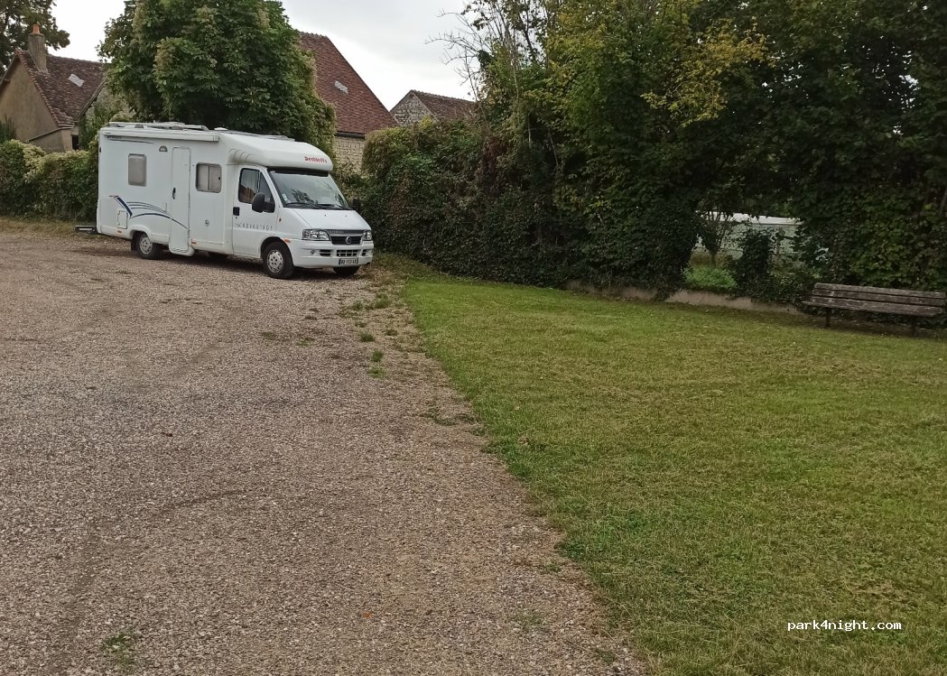 (89110) Montholon - 4 Ruelle des Concises Legouge — foto
