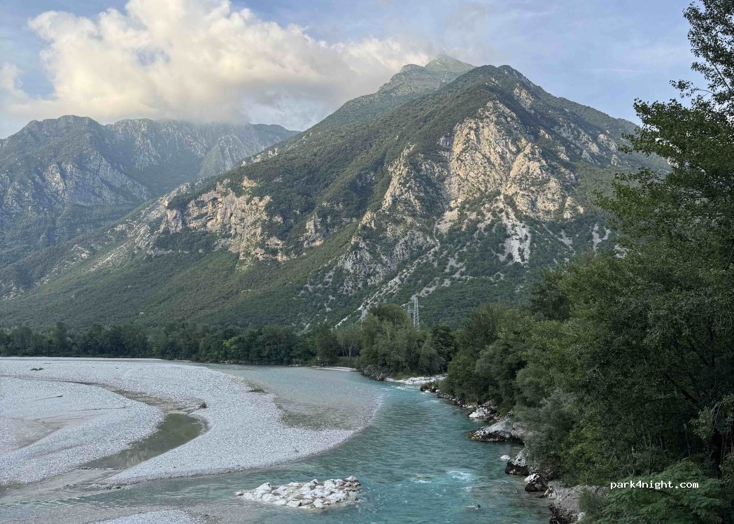 (33010) Venzone - Via Passerella — foto 4