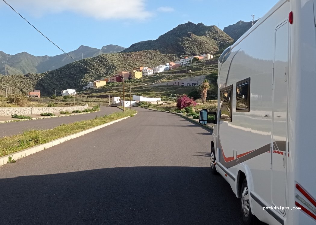 (38120) Santa Cruz de Tenerife - 64 Lugar Playa Teresitas — foto