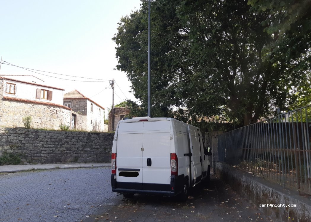 (4300-241) Porto - 54 Rua Conselheiro Correia de Barros — foto