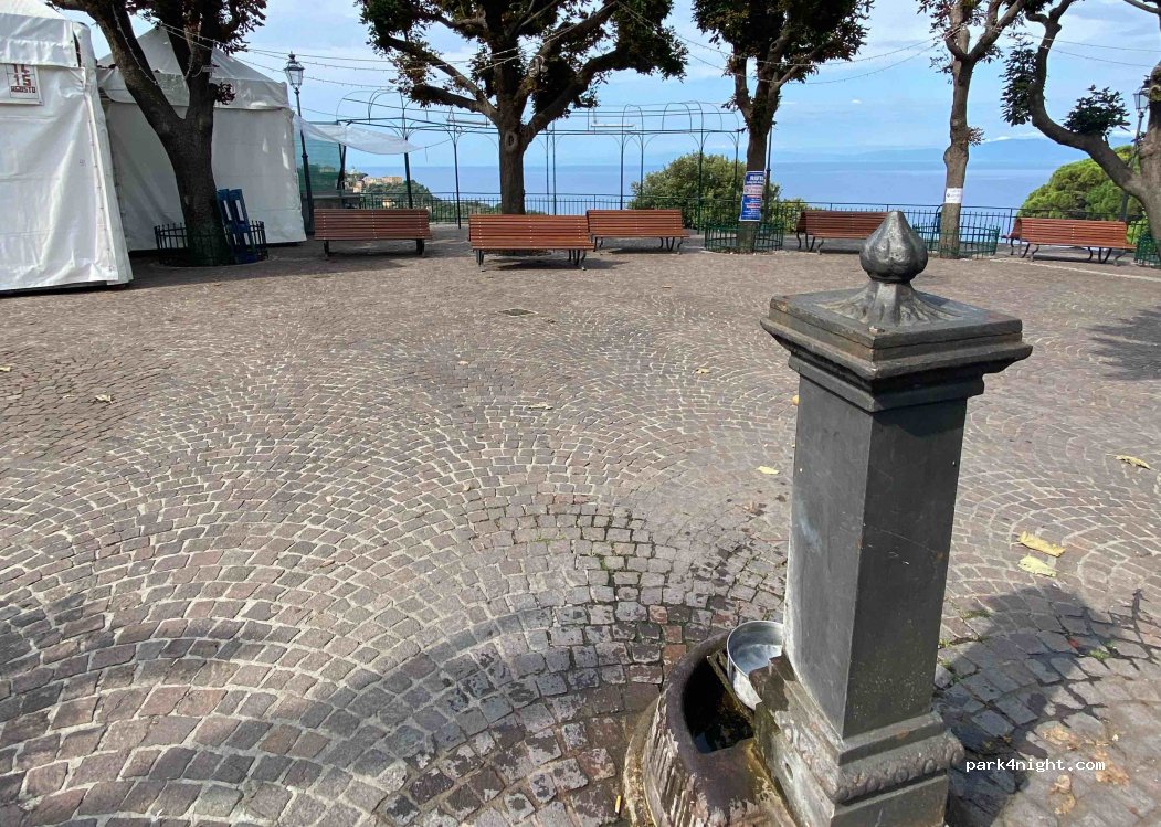 (16032) Camogli - Piazza Gaggini — foto 3