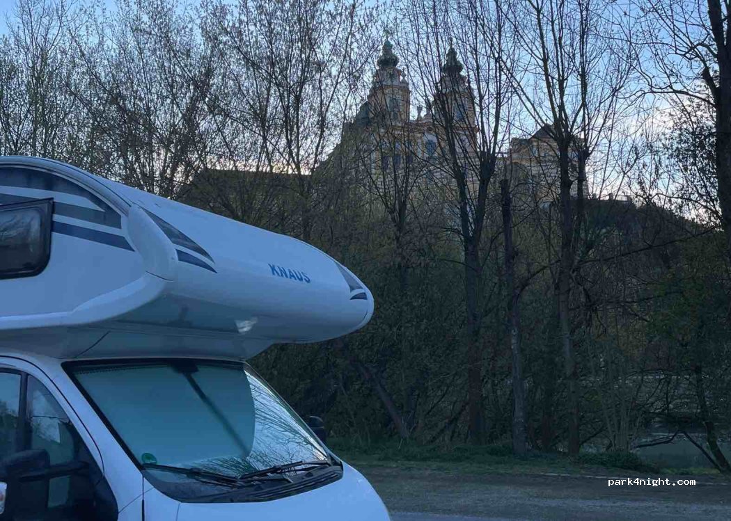 (3390) Melk - 502/2 Rollfährestraße — foto