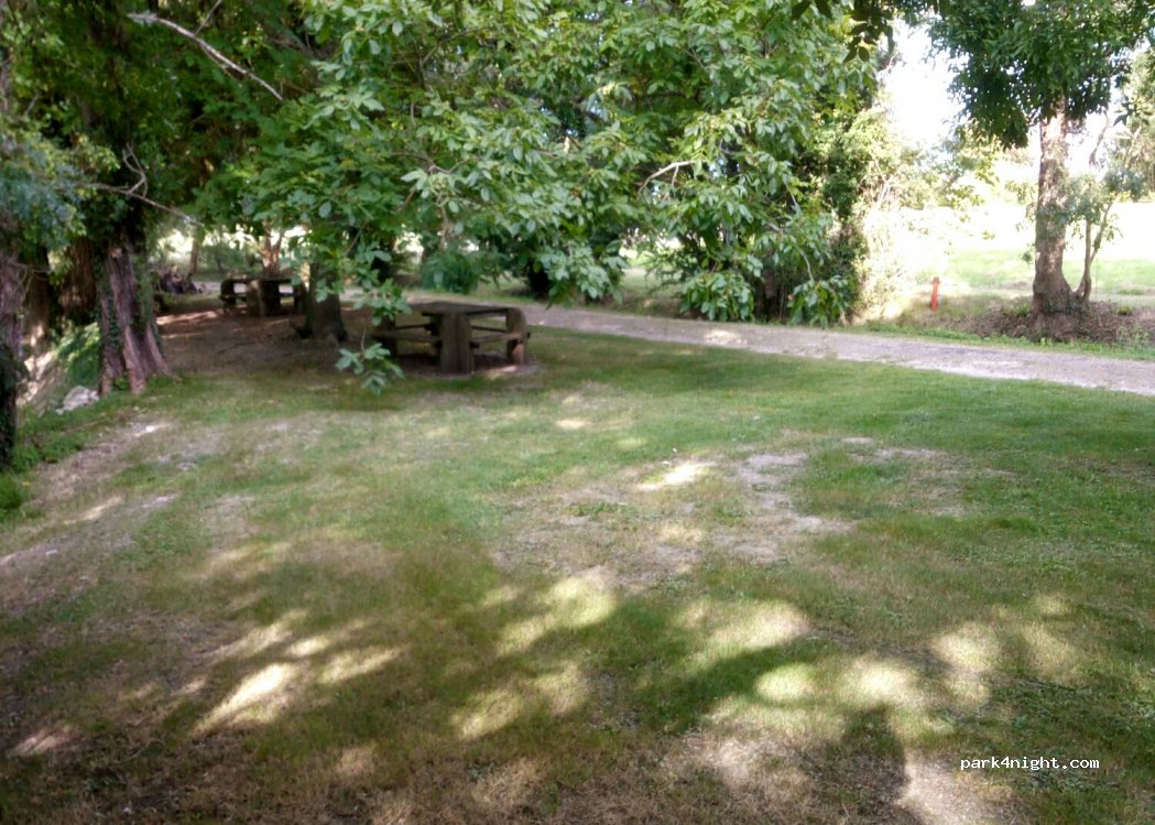 (17800) Pérignac - 1 Chemin du Gua — foto