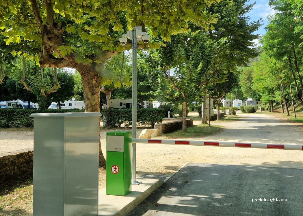 (24620) Les Eyzies-de-Tayac-Sireuil - 25 Avenue de la Préhistoire — foto 2