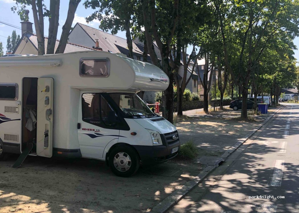 (49100) Angers - 33 Quai du Roi de Pologne — foto