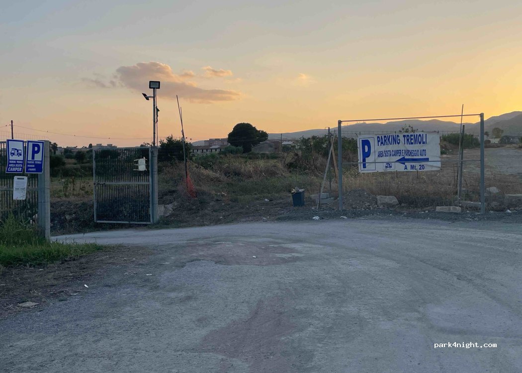 Tremoli Parking - Area Sosta Camper e Roulotte sul mare di Avola — foto 3