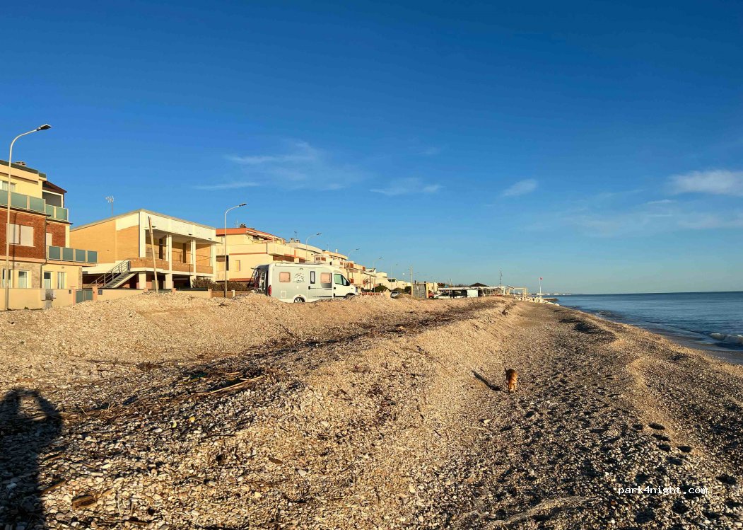 (60018) Lungomare - 77 Via Lungomare — foto 3