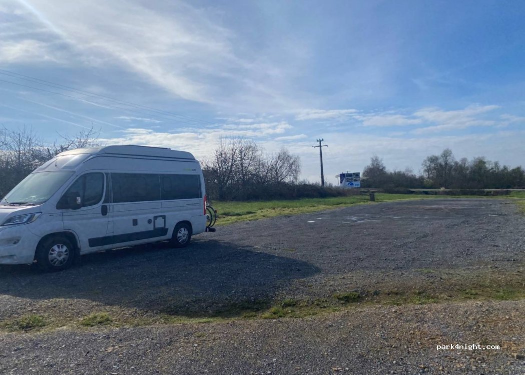 (54700) Pont-à-Mousson - Route de Metz — foto 4