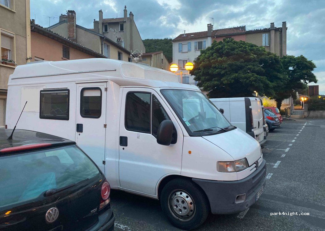 (09300) Lavelanet - 2 Place de l'Europe — foto