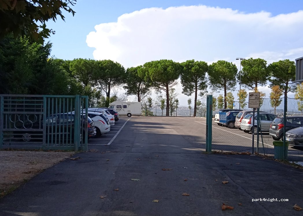 (60025) Loreto - 3 Via San Giovanni Bosco — foto 2