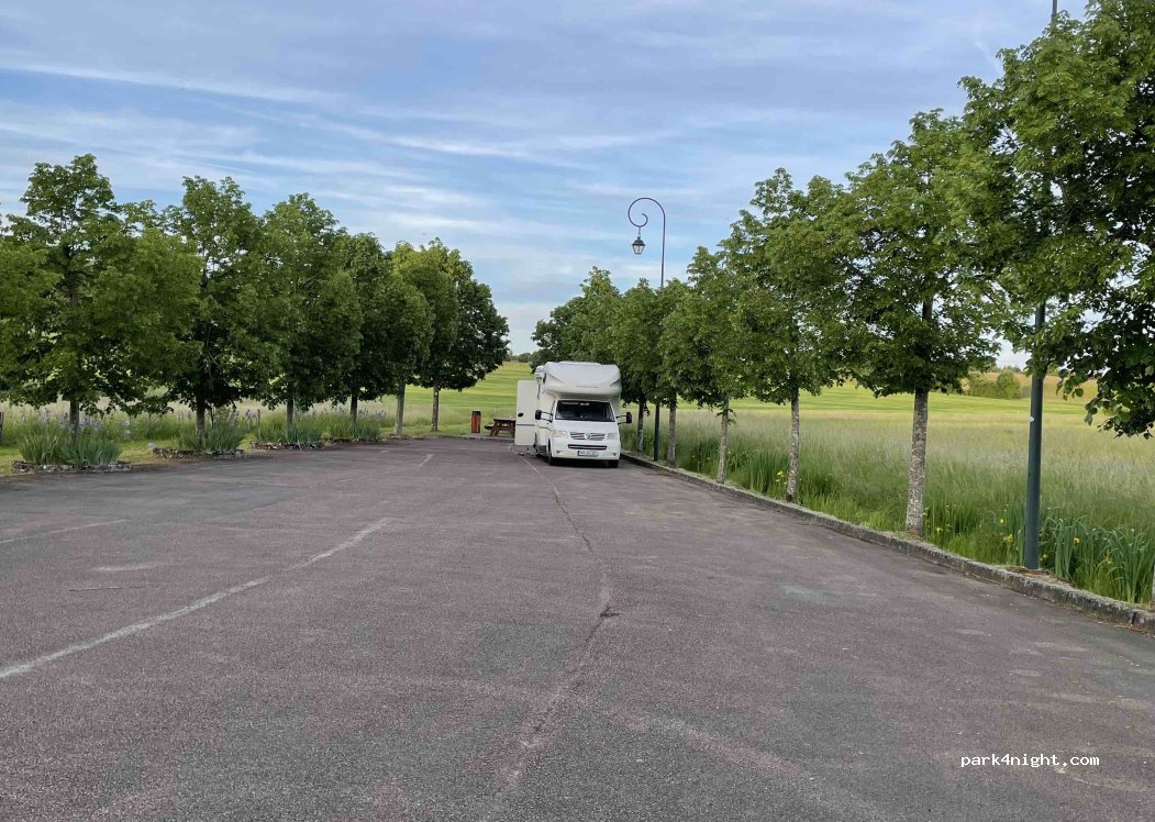 (52700) Saint-Blin - 11 Rue de L Hôtel de ville — foto 5