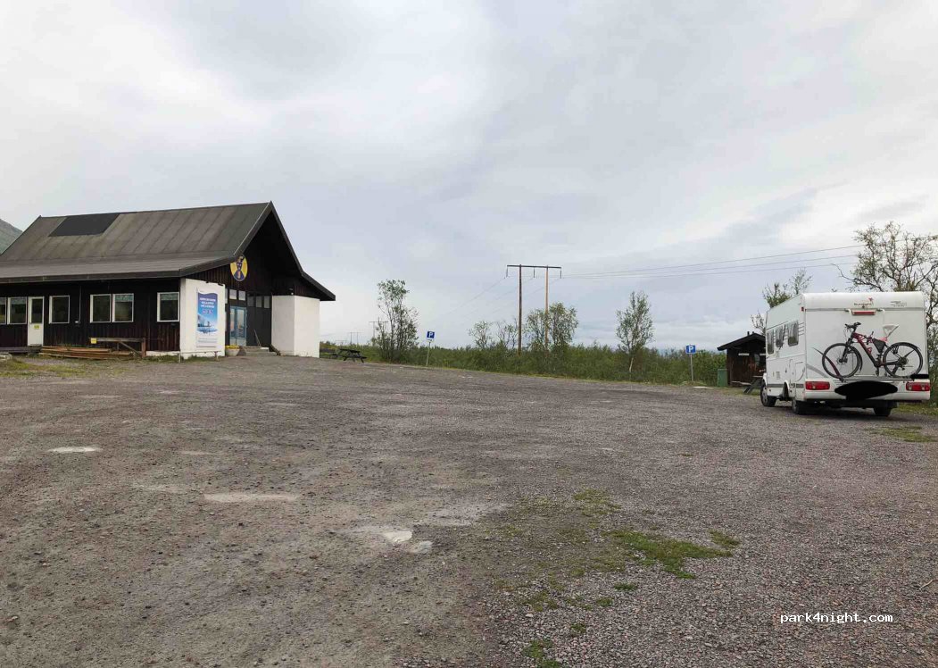 (981 07) Abisko - E10 — foto