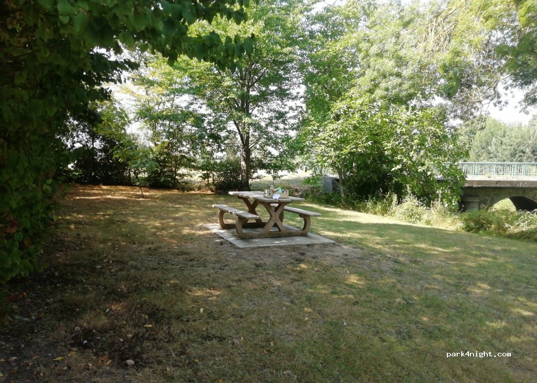 (49540) Martigné Briand - D167 — foto 3