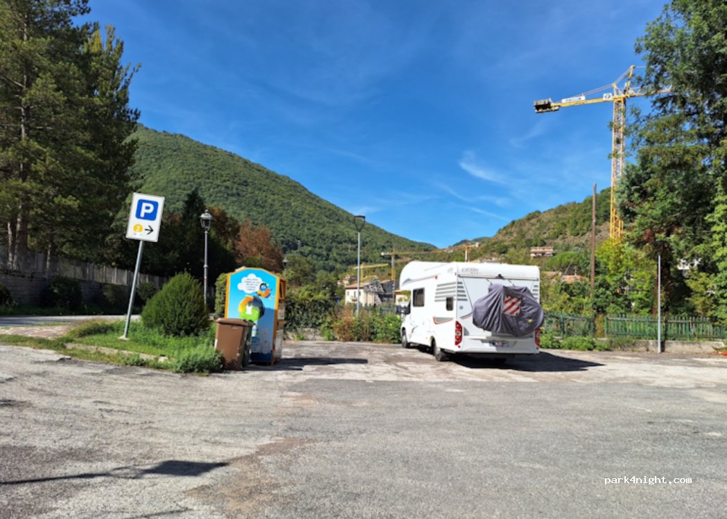 (62039) Visso - 3 Via Silvio Sensi — foto