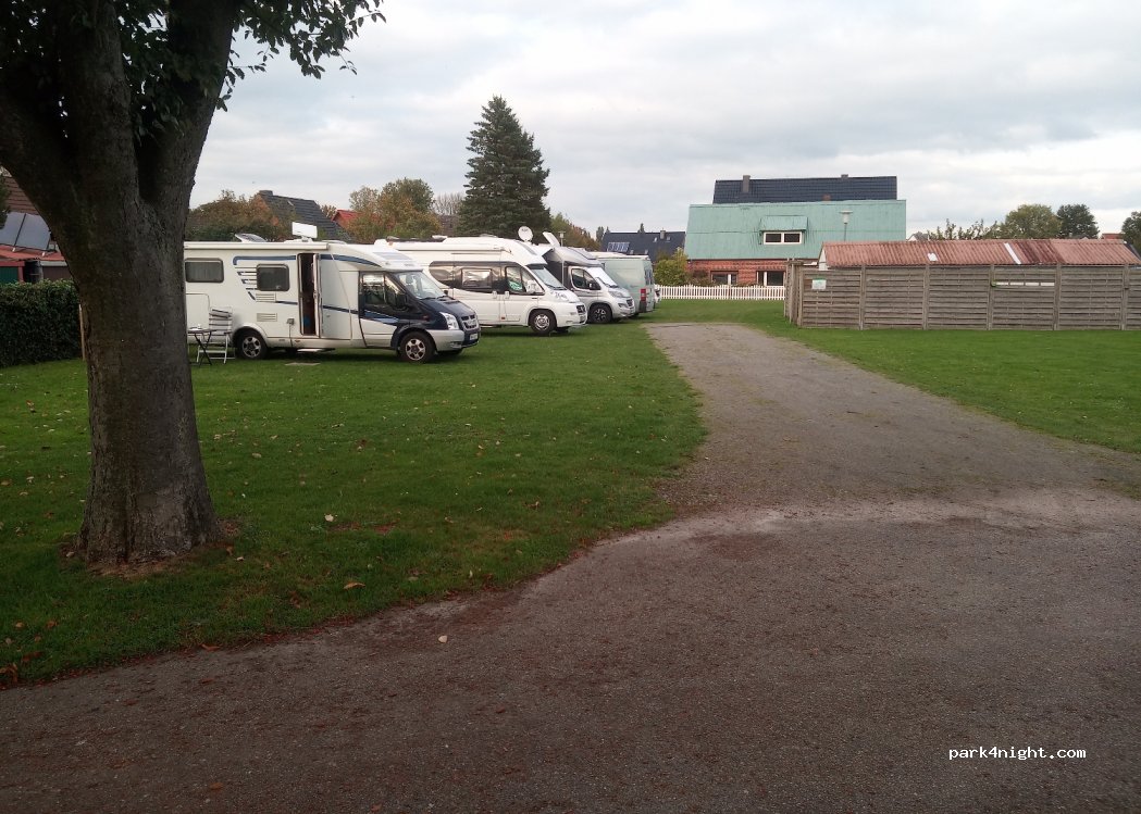 Camping am Elbdeich — foto