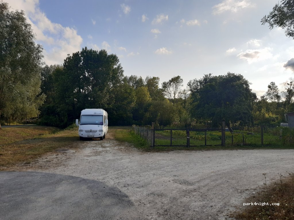 (36320) Villedieu-sur-Indre - 19 Rue des Jardins — foto