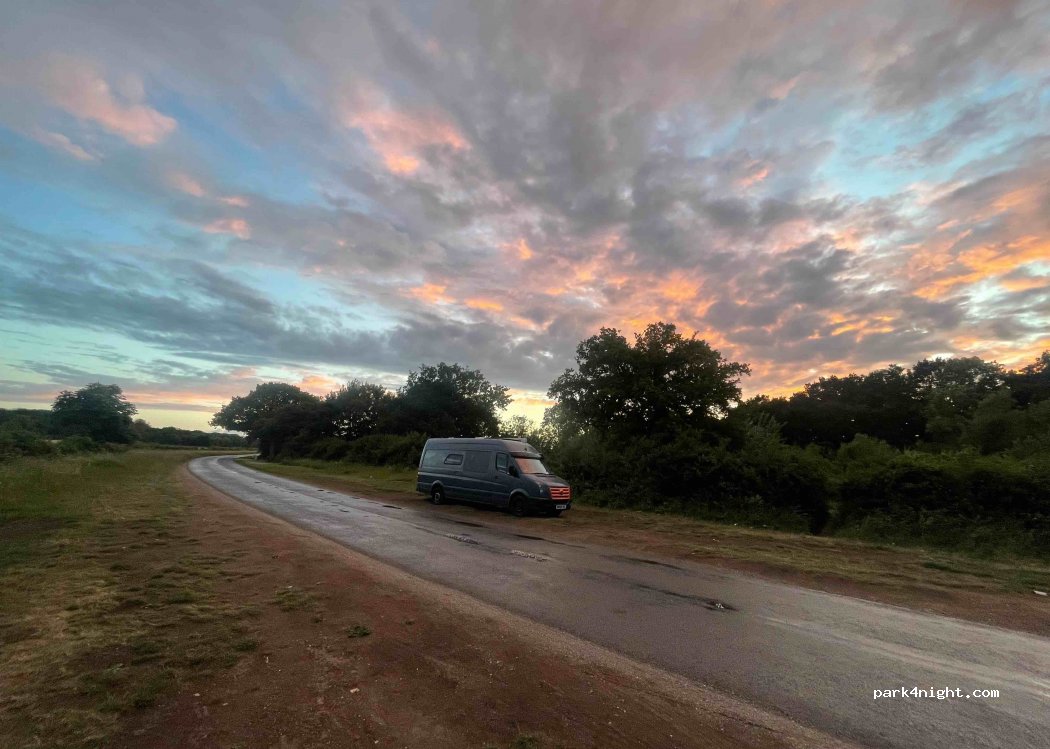 (PE6 7EN)  - Langley Bush Road — foto 2