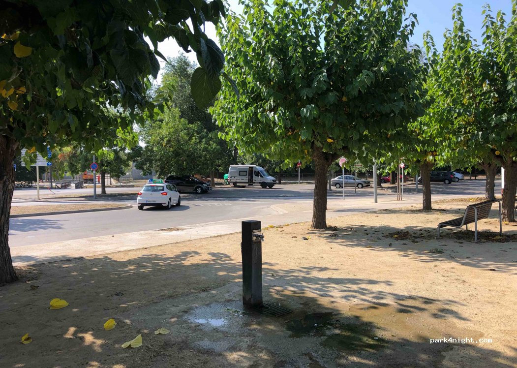 (08720) Vilafranca del Penedès - 2717 Carrer Bodegues Torres — foto 2