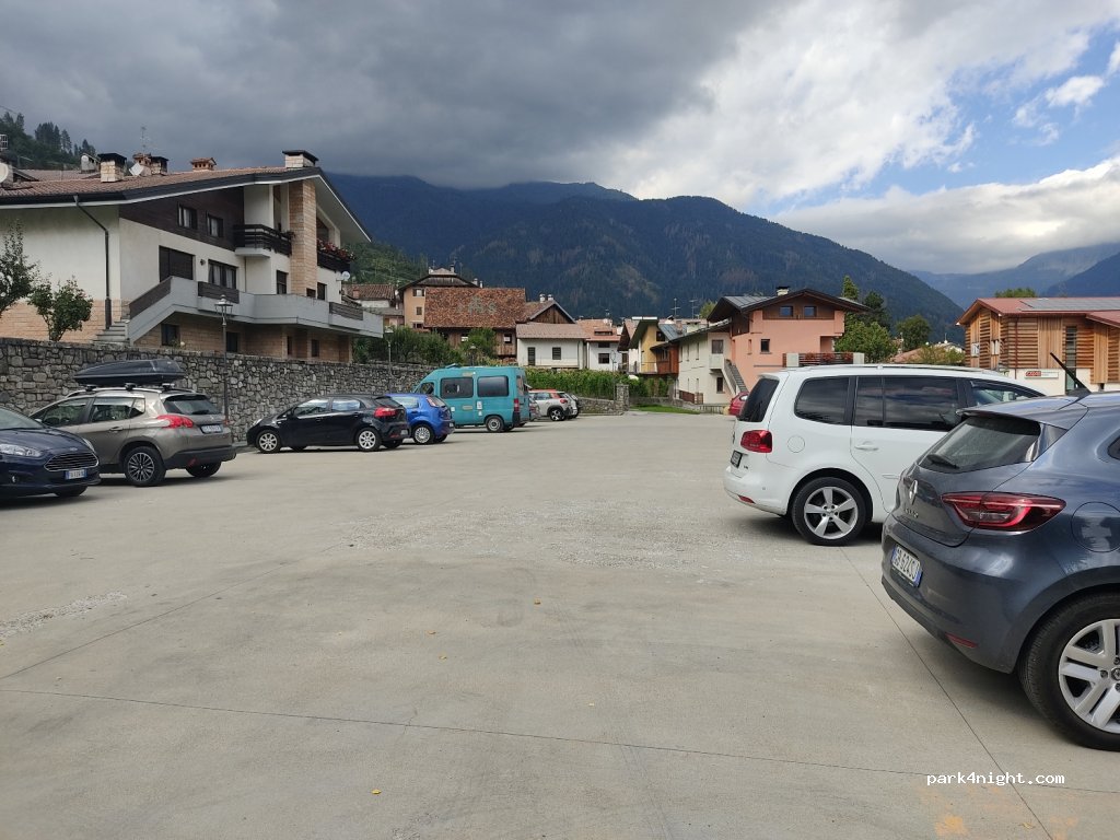 (33020) Sutrio - Viale Europa Unita 7 — foto 2