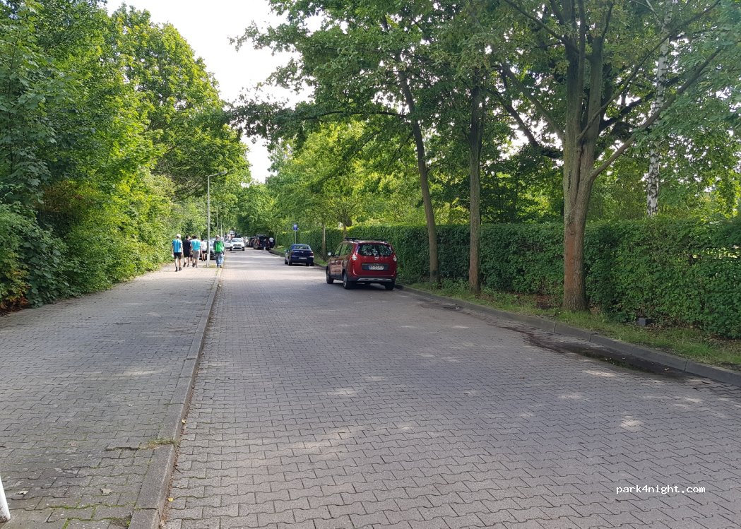 (14055) Berlin - 34 Maikäferpfad — foto