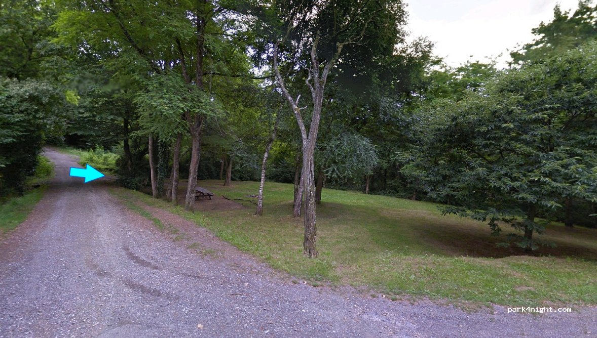 (65690) Barbazan-Debat - Avenue des Sapins — foto
