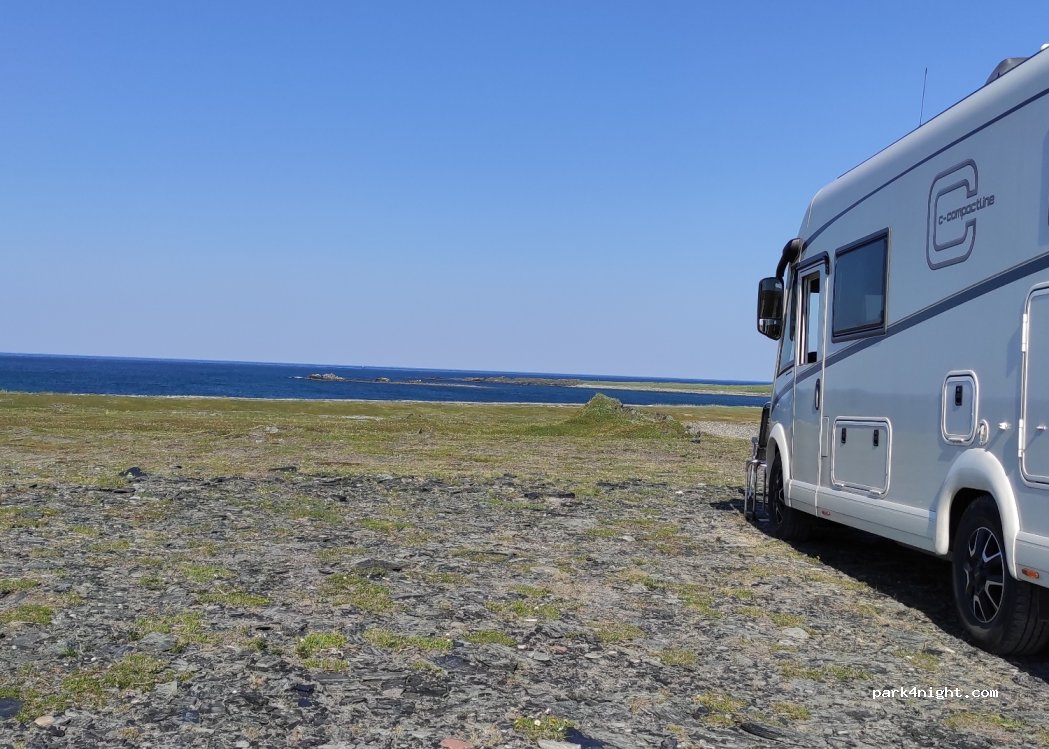 (9980) Berlevåg - Unnamed Road — foto