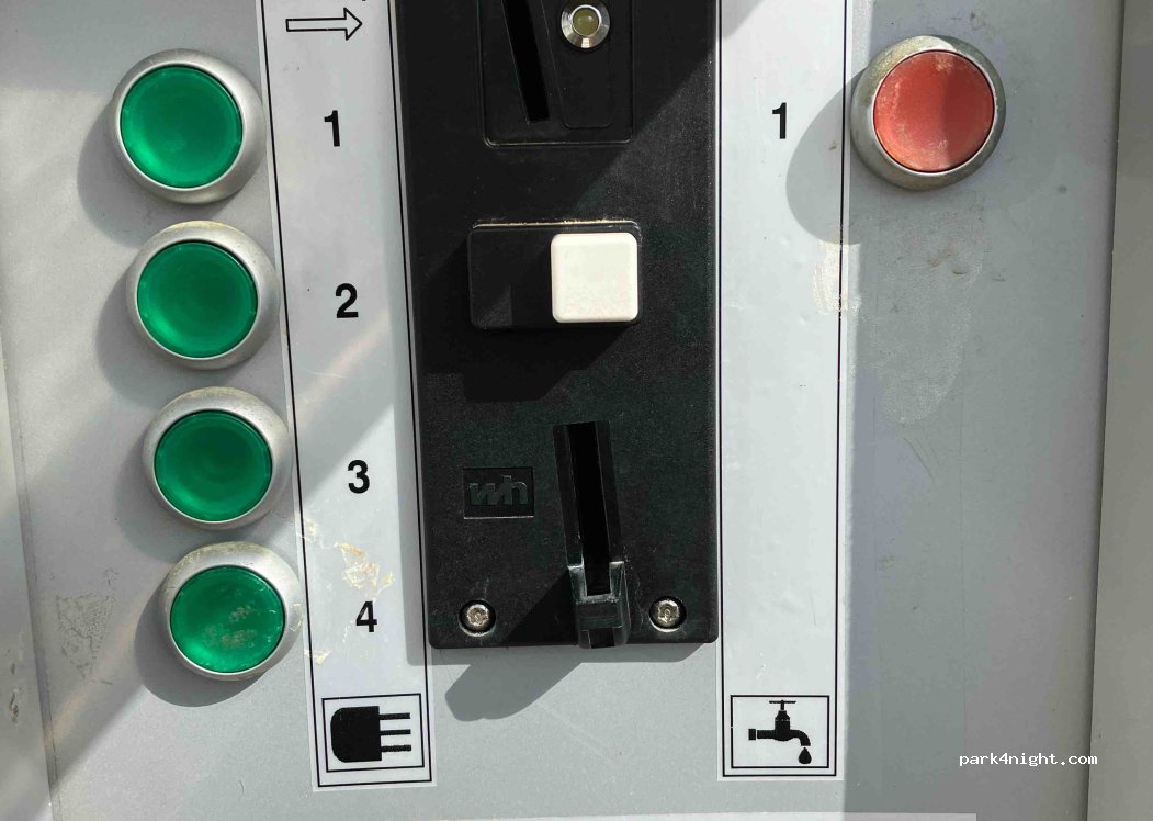 Parcheggio Comunale Porto Pino — foto 4