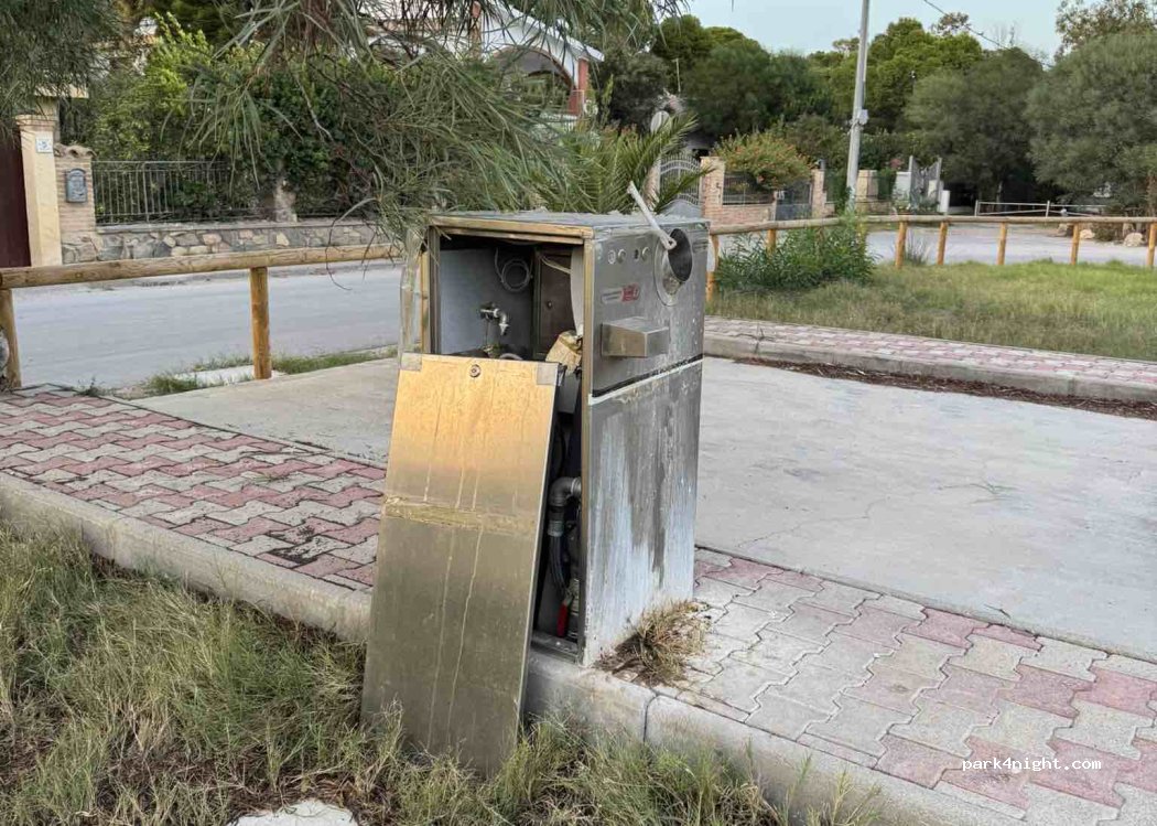 Parcheggio Comunale Porto Pino — foto 5